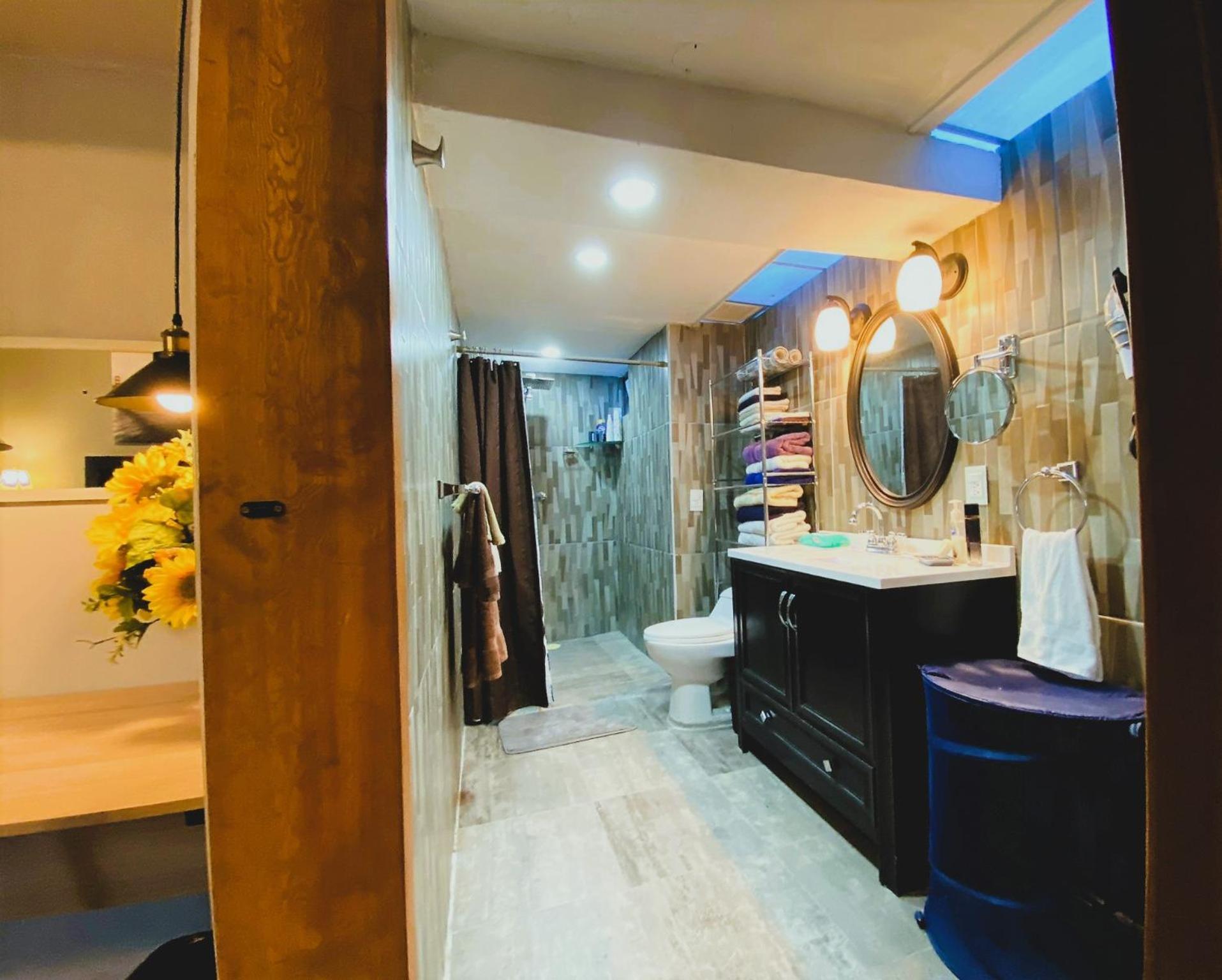 Dickinson Guest House, Guadalajara Expo Екстер'єр фото